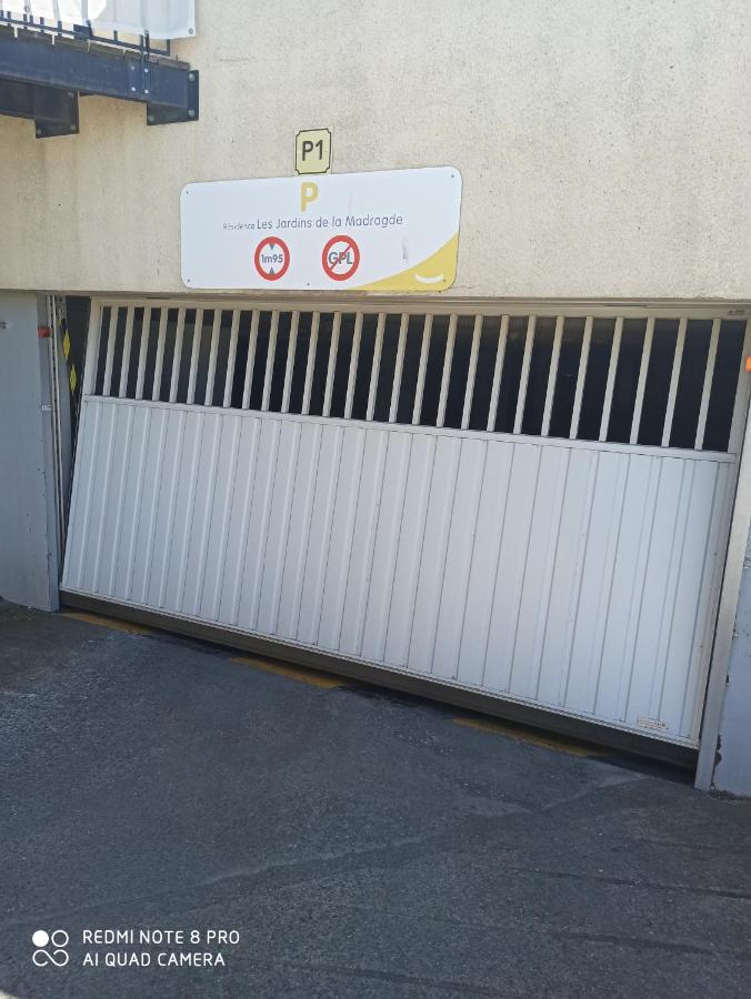 Port Studio Piscine, Parking, Prive,Navette Aeroport アグド エクステリア 写真